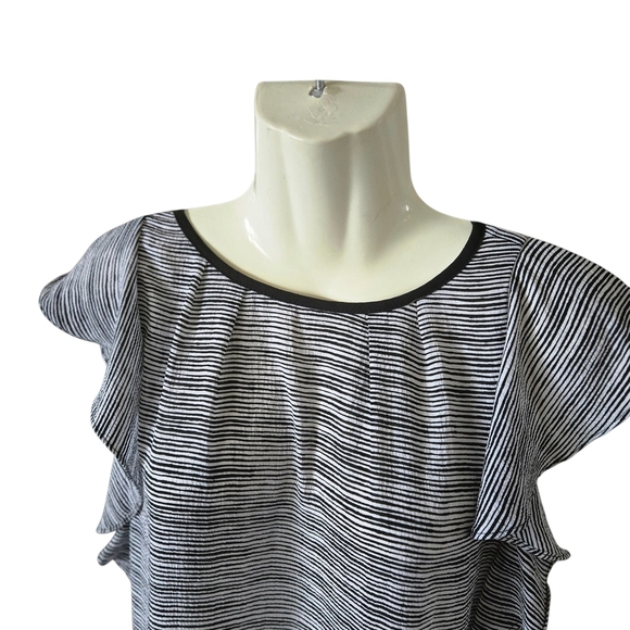 Elle Black and White Striped Blouse - Picture 4 of 7